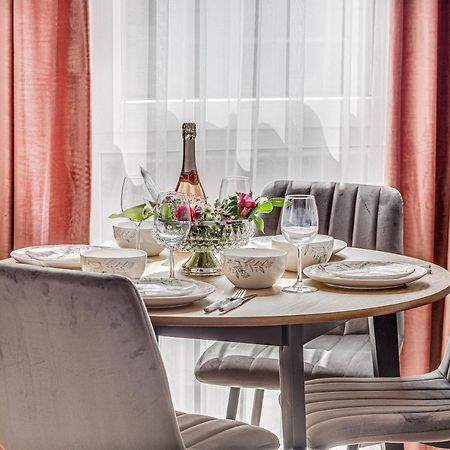 Elegant Apartment Near Afi & Atrium Mall 阿拉德 外观 照片