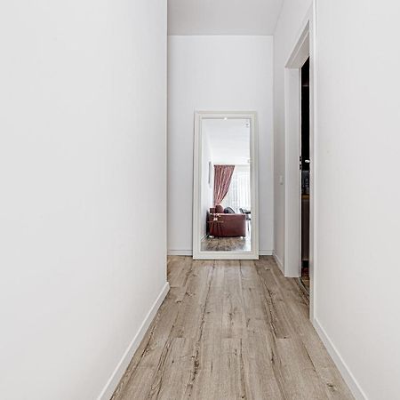 Elegant Apartment Near Afi & Atrium Mall 阿拉德 外观 照片