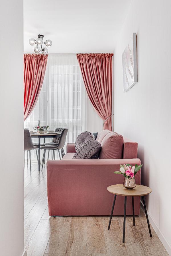 Elegant Apartment Near Afi & Atrium Mall 阿拉德 外观 照片