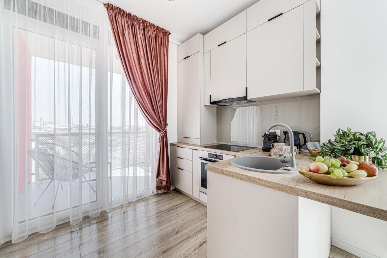 Elegant Apartment Near Afi & Atrium Mall 阿拉德 外观 照片