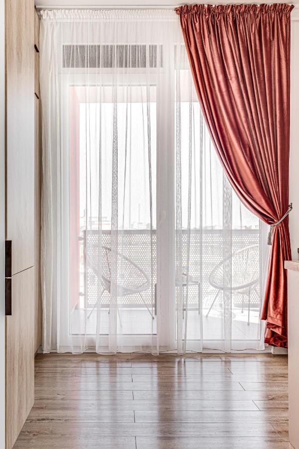 Elegant Apartment Near Afi & Atrium Mall 阿拉德 外观 照片